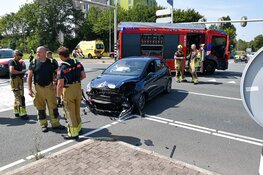 Persoon bevrijdt uit auto bij ongeval op N245 bij Alkmaar