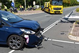Persoon bevrijdt uit auto bij ongeval op N245 bij Alkmaar