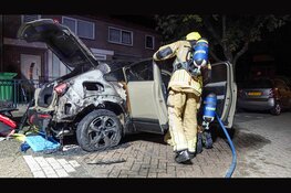 Opnieuw auto in Alkmaar door brand verwoest, politie doet onderzoek