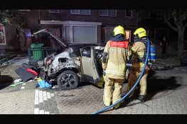 Opnieuw auto in Alkmaar door brand verwoest, politie doet onderzoek