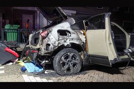 Opnieuw auto in Alkmaar door brand verwoest, politie doet onderzoek