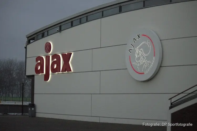 Jong Ajax wint beloftenclash van Jong AZ