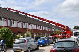 Brand uitgebroken tussen spouwmuur van woning Alkmaar, onkruidbrander vermoedelijke boosdoener