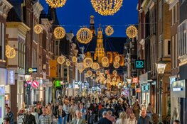 Shopping Night in Alkmaar vernieuwt: verrassende acts en feestelijke afsluiter