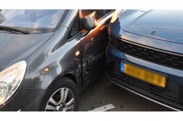 Schade na botsing met oprijdende auto