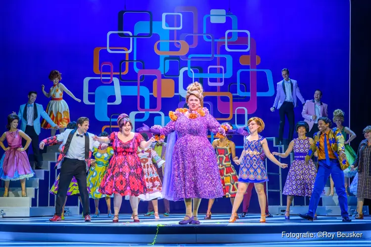 ‘Hairspray’ bruist van energie en onweerstaanbare muziek