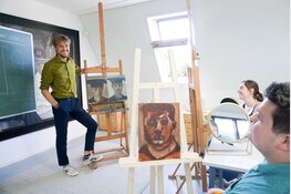 Inschrijving geopend voor lessenreeks portretschilderen van Sebastiaan Groot in Egmond