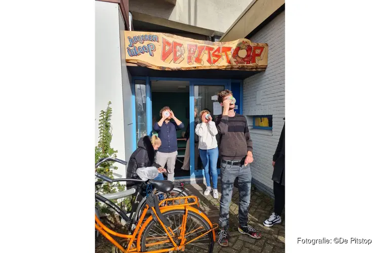 Van inloop tot award: ‘De Pitstop’ viert 5 jaar herstelgerichte zorg voor jongeren