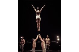 Prijswinnend Australisch circusgezelschap komt naar Alkmaar; Gravity & Other Myths speelt indrukwekkende show in Theater De Vest