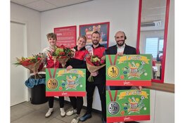 Vomar Voordeelmarkt verdubbelt voor het vierde jaar op rij het sponsorbedrag van diverse clubs in Alkmaar en omgeving