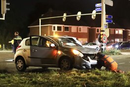 Twee gewonden en veel schade bij ongeval op grens van Alkmaar en Heiloo