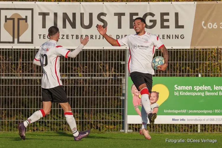 Nieuwe spits bezorgt Alcmaria Victrix de winst op Grasshoppers