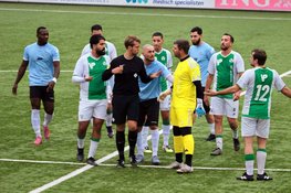 Alcmaria Victrix (zat.) verrast met ruime zege op koploper