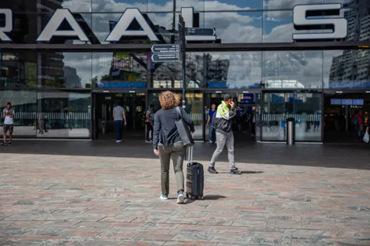 Bagage Opslag in Rotterdam: Makkelijke Tips voor Reizigers