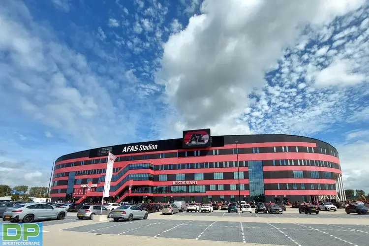 AZ haalt Sparta-talent Oufkir naar Alkmaar