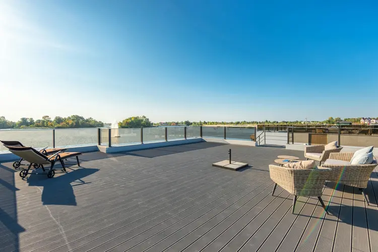 Ontdek de perfecte loungekussens voor jouw buitenruimte