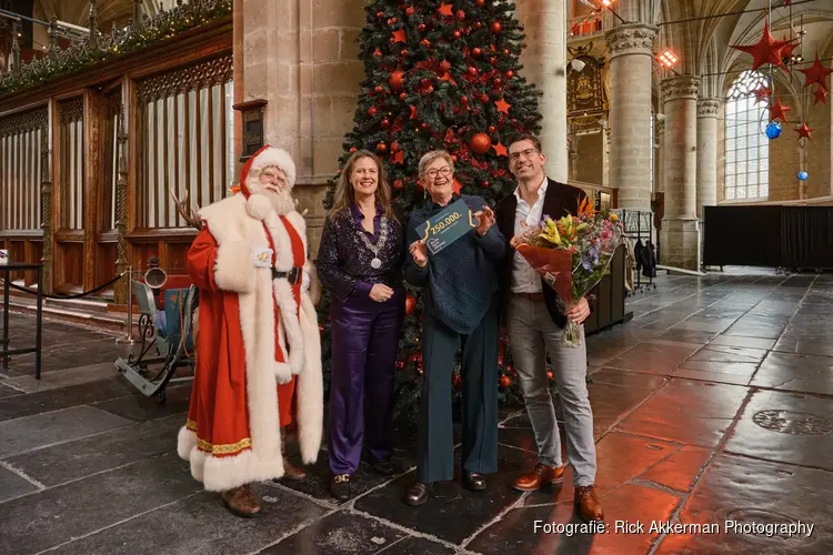 Grote Kerk Alkmaar verwelkomt 250.000e bezoeker van 2025