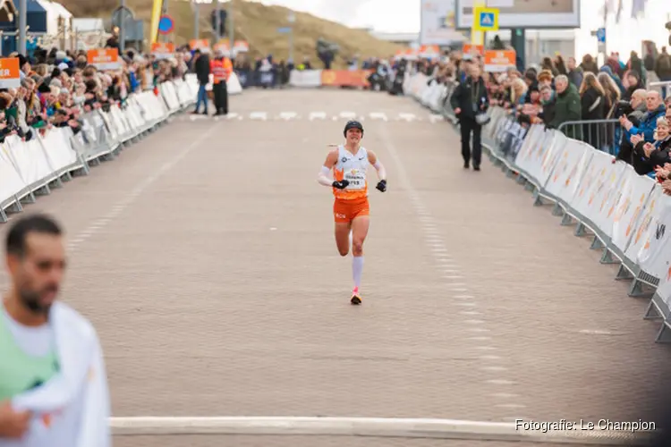 Nienke Brinkman opnieuw aan de start van Egmond Halve Marathon