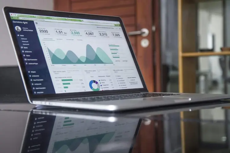 Online geld verdienen met een eigen website - Zo doe je het