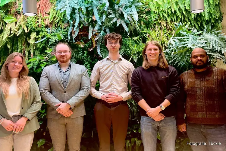 Studenten maken bed opmaken makkelijker met Tuckie