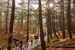 Koster en Gulikers grijpen EK-limiet bij Groet uit Schoorl Run