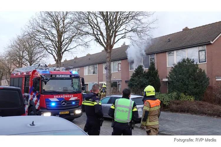 Woning aan Stetwaard in Alkmaar onbewoonbaar na brand
