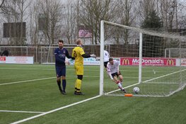 Alcmaria Victrix nestelt zich steviger in middenmoot na winst op St. George