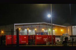 Brand bij afvalverwerker Sortiva in Alkmaar, brandweer schaalt op