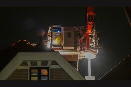 Brandweer bestrijdt schoorsteenbrand in woning Alkmaar