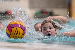 Kennismaken met waterpolo bij DAW