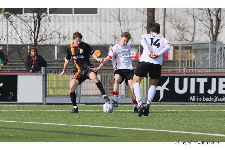 Alcmaria Victrix verliest tweemaal met 2-3