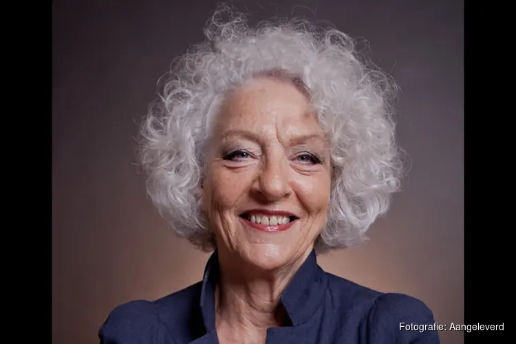 Nelleke Noordervliet in De Alkenaer op zondag 29 maart