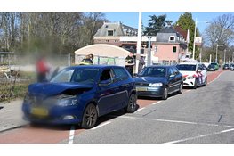 Kop-staartbotsing op Kennemerstraatweg in Alkmaar