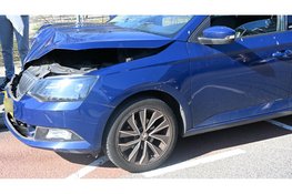 Kop-staartbotsing op Kennemerstraatweg in Alkmaar