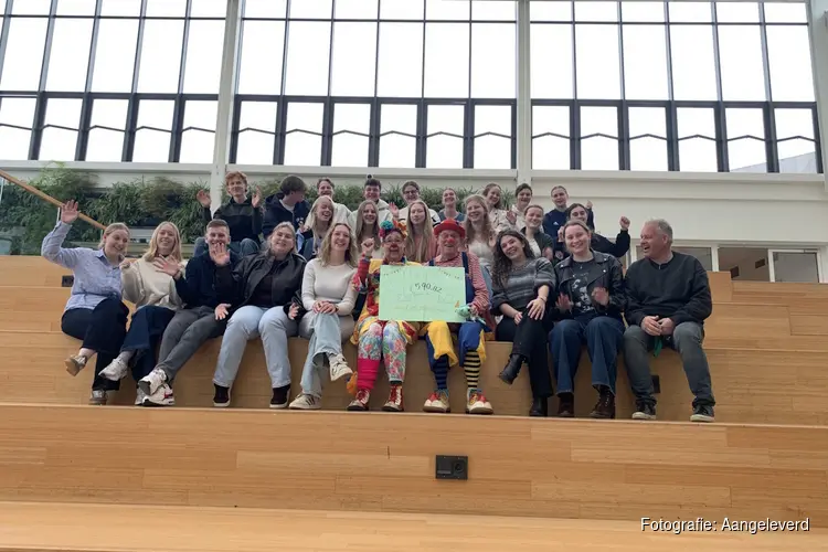 Vonk-studenten doneren opbrengst minionderneming aan Stichting Corazon Clowns