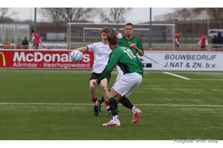 Alcmaria Victrix thuis onderuit tegen Grasshoppers, Alkmaarsche Boys blijft op 0-0 steken