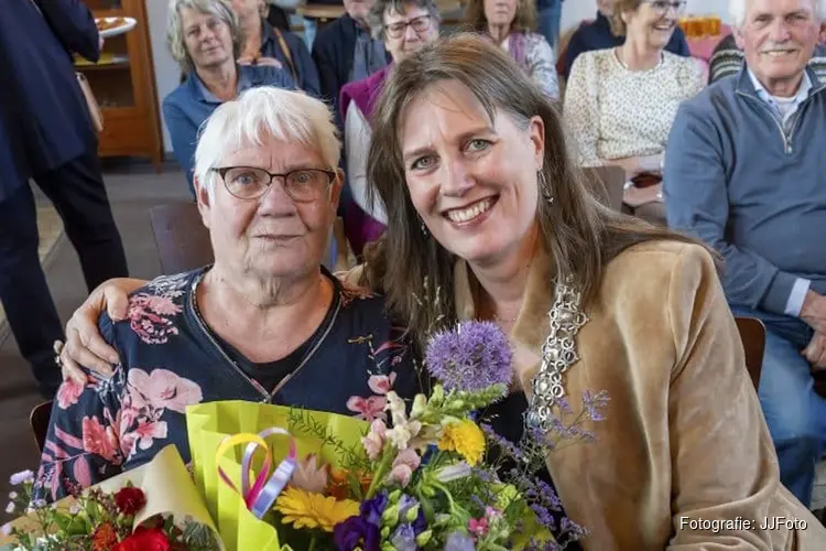 Toeristisch seizoen in De Rijp geopend en ere-insigne uitgereikt