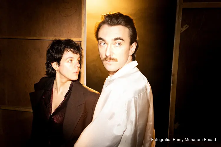 Theater de drukkerij presenteert frisse comedy over alledaagse dingen