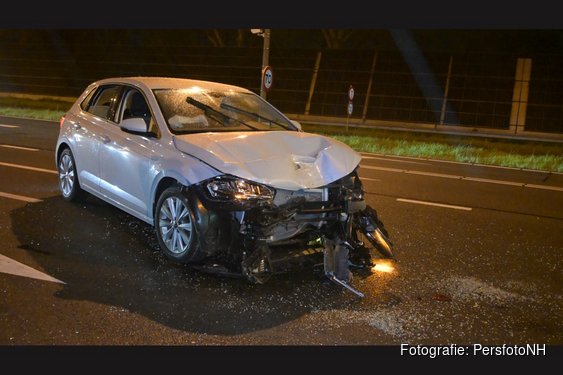 Gewonde bij ongeval met drie voertuigen op N245