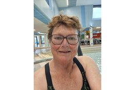 Hanneke vond na haar beenamputatie in het water weer vrijheid, vertrouwen en plezier