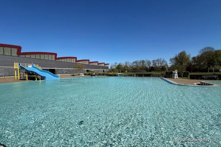 Buitenbad van zwembad Hoornse Vaart opent in de meivakantie