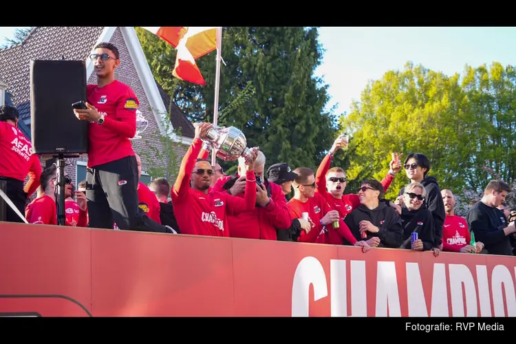 Alkmaar blikt terug op historische huldiging AZ