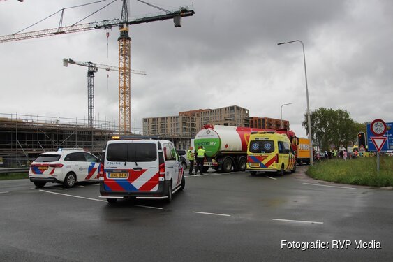 Flinke schade na ongeval tussen meerdere voertuigen op N242 bij Heerhugowaard