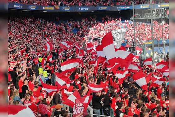 17-jarige fakkelgooier bekerfinale aangehouden