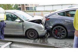 Schade na ongeval op N242 bij Alkmaar