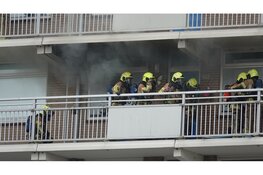 Brand in woning flatgebouw aan de Maasstraat in Alkmaar