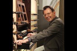 Woensdag 1 juli: eerste Zomeravondconcert in de Grote Kerk Alkmaar. Organist Frank van Wijk speelt werken van Sweelinck en Bach
