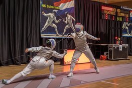 Titelprolongatie voor Talitha Sluman: Alkmaarse schermster verdedigt met succes NK-titel na thriller in Almere