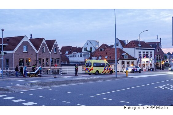 Fietser gewond na aanrijding met auto in Alkmaar