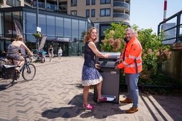 Nieuwe persafvalbakken voor schoner Alkmaar